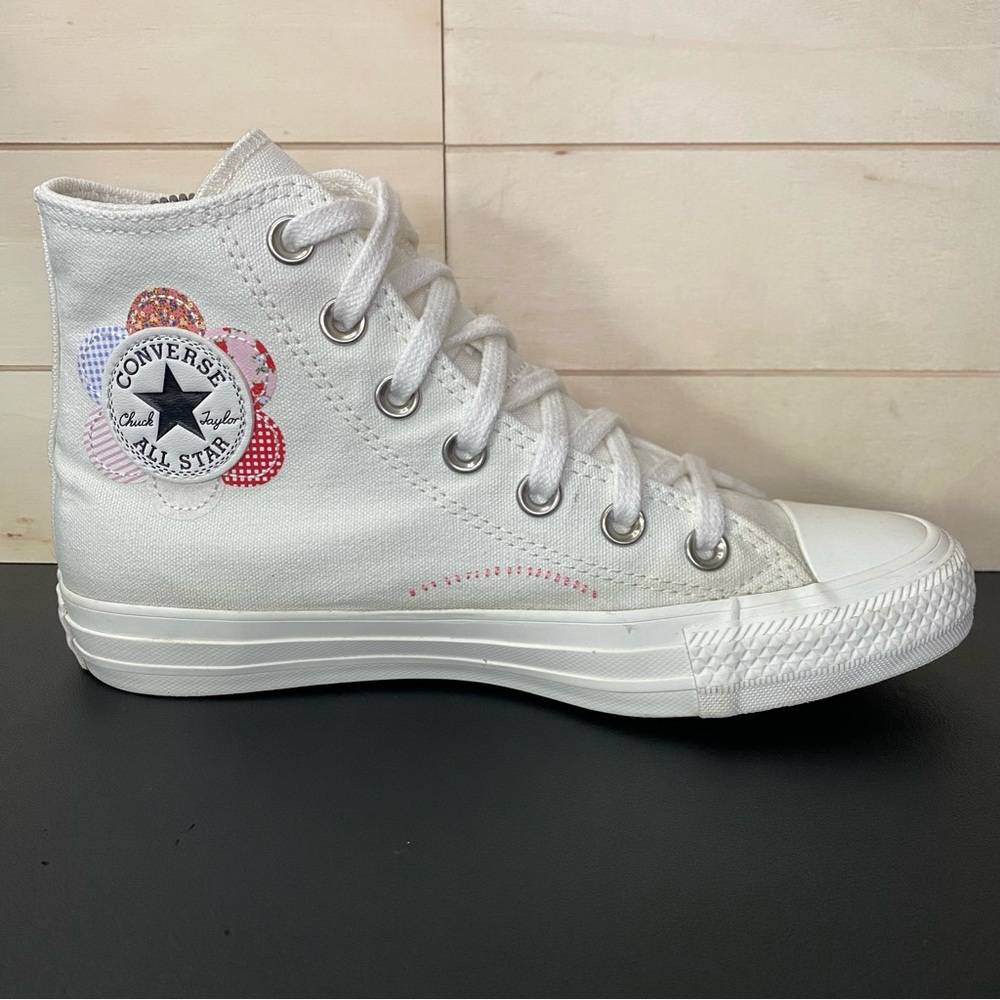 Converse Chuck Taylor Hi-Top Floral Stitch Women's Size 6 Shoes Patchwork Quilt